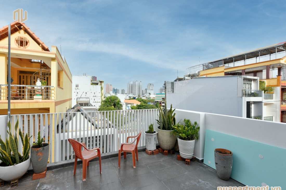 NGOẠI CẢNH VÀ TIỆN ÍCH