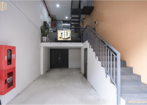 NGOẠI CẢNH VÀ TIỆN ÍCH