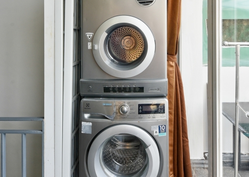 NGOẠI CẢNH VÀ TIỆN ÍCH