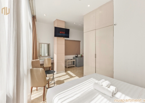 CĂN HỘ: NU-LÝ TỰ TRỌNG-1PN-CÓ BẾP-SÂN VƯỜN