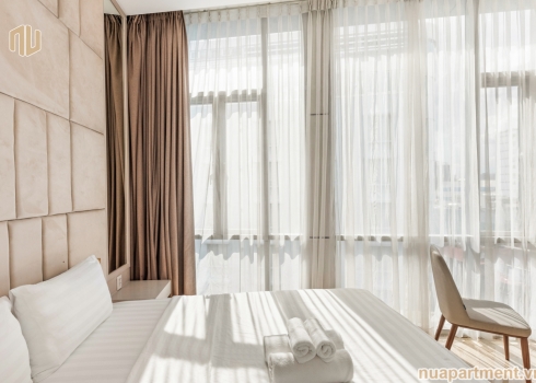 CĂN HỘ: NU-LÝ TỰ TRỌNG-1PN-CÓ BẾP-SÂN VƯỜN